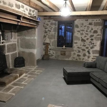 Gite Pour Famille Saint-Clément المظهر الخارجي الصورة